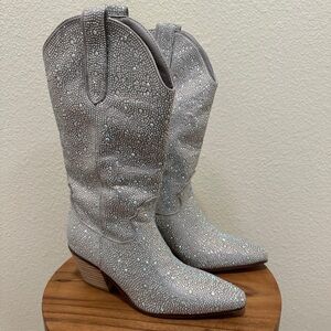 Rhinestone Cowboy Boots Women’s size 7